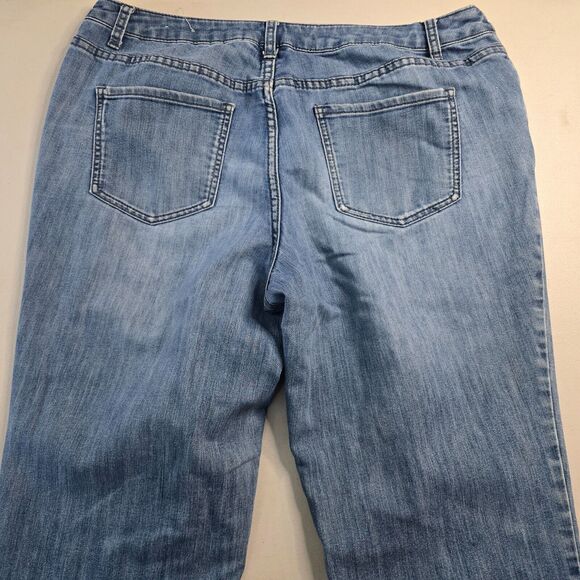 Christopher & Banks Jeans Women's 14 Blue Medium Wash Straight Rose Embroidering - Picture 16 of 16